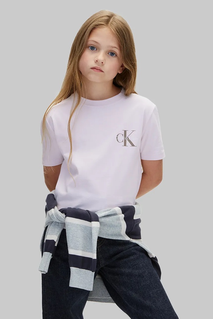 T-shirt dziecięcy bawełniany Calvin Klein Jeans fioletowy LVCKTJA16U.104.116.9BY2