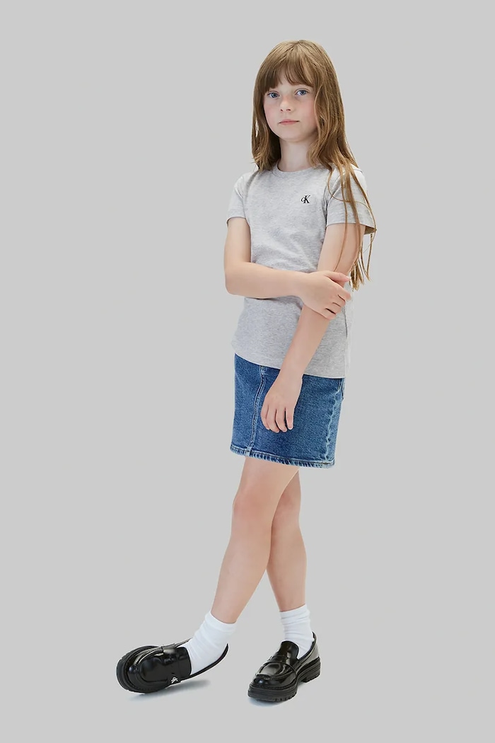 Dziewczynka Calvin Klein Jeans T-shirt dziecięcy bawełniany LVCKTJA29G.104.116.9BY2 czarny