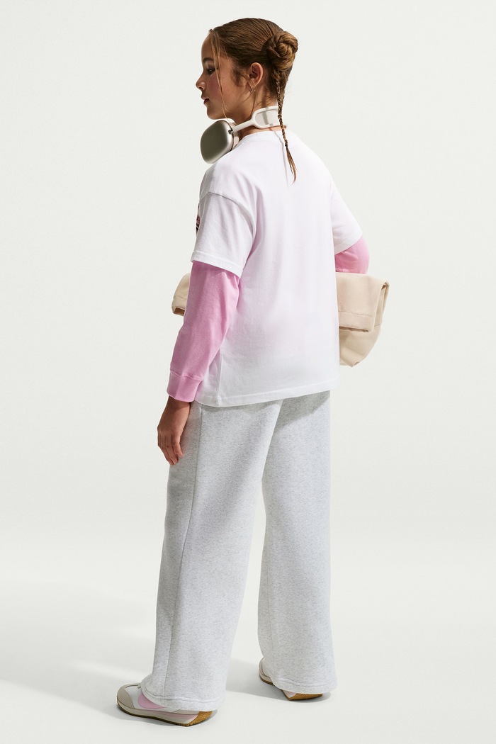 Nike T-shirt dziecięcy bawełniany Nike Sportswear IW0809 biały AW26