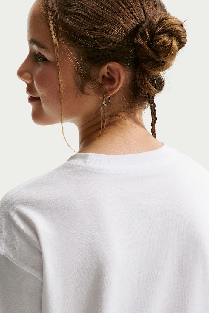 Chłopiec Nike T-shirt dziecięcy bawełniany Nike Sportswear IW0809 biały