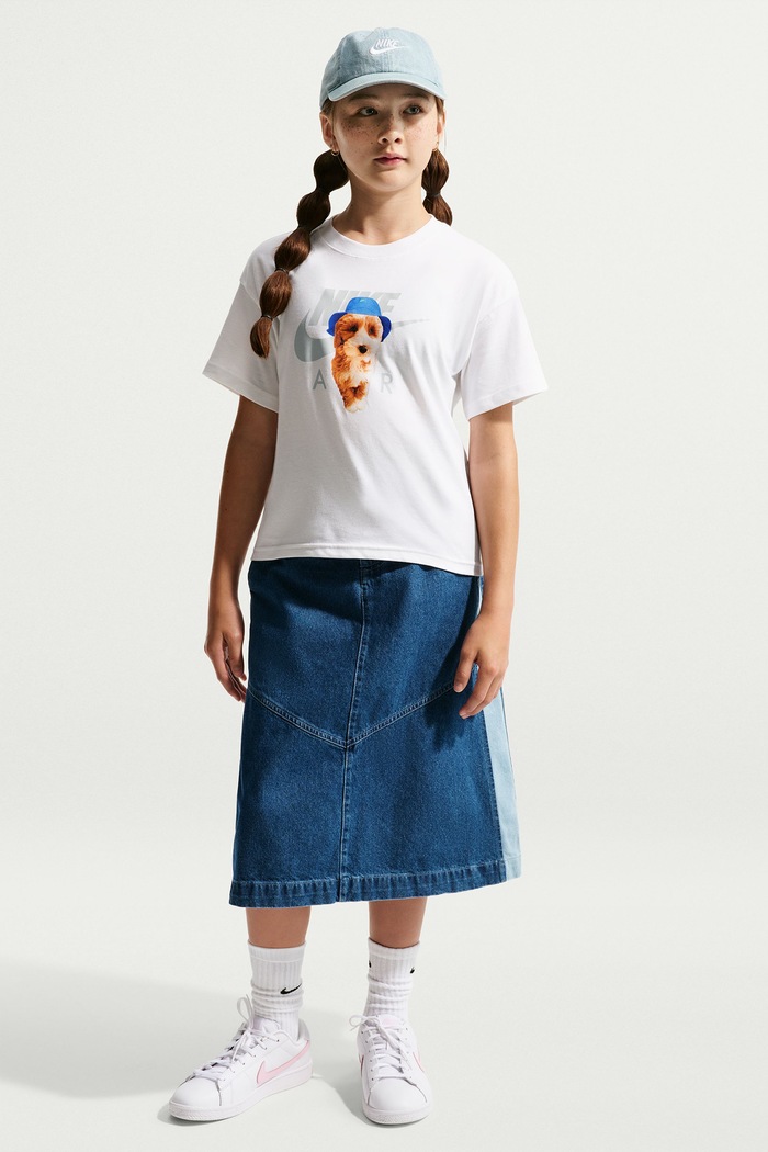 Nike T-shirt dziecięcy bawełniany Nike Sportswear biały IO2194
