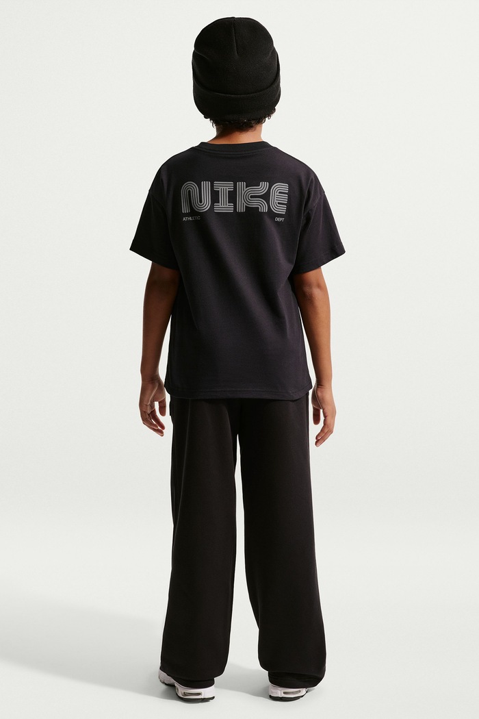 Nike T-shirt dziecięcy bawełniany Nike Sportswear Club IO2172 czarny AW26