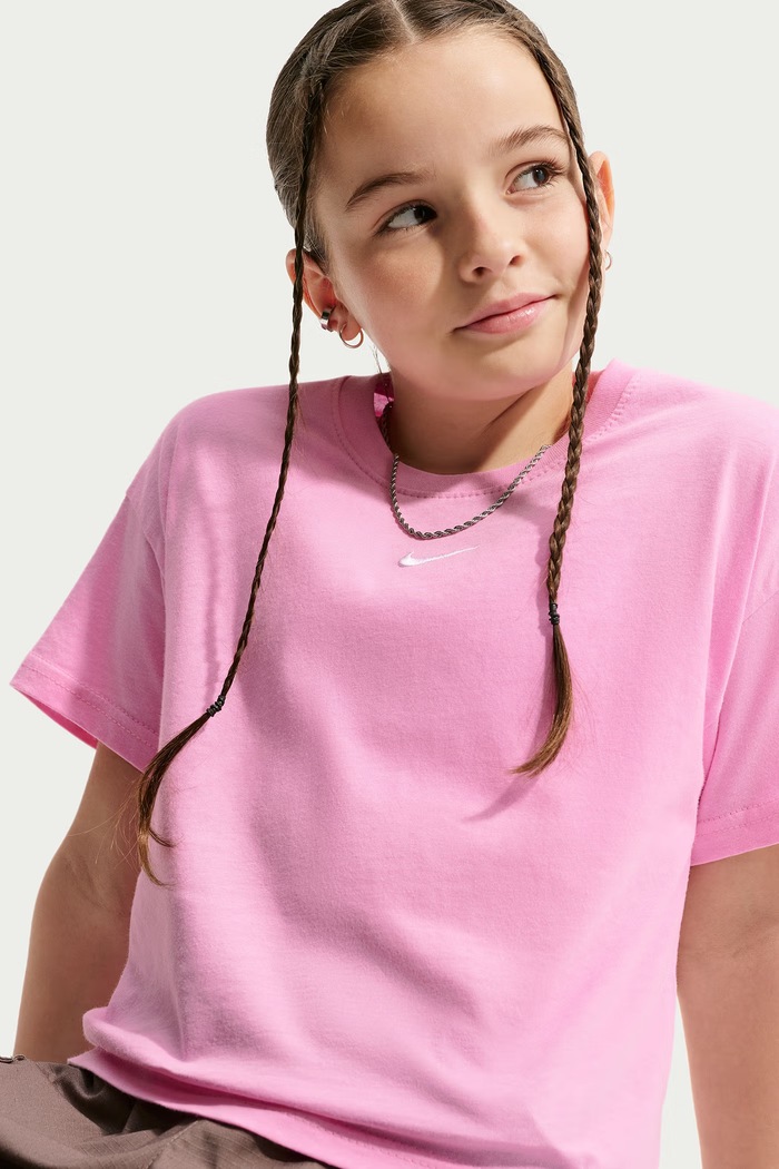 T-shirt dziecięcy bawełniany Nike Sportswear Essential Nike różowy FZ5559