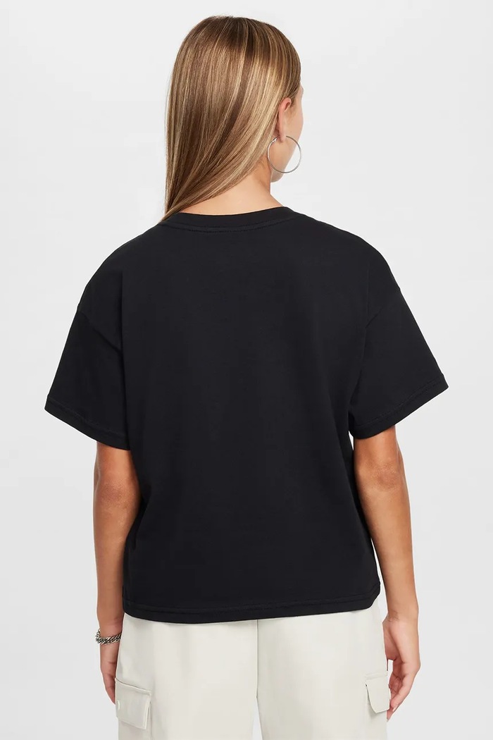 Nike T-shirt dziecięcy bawełniany Nike Sportswear Essential FZ5559 czarny AW26