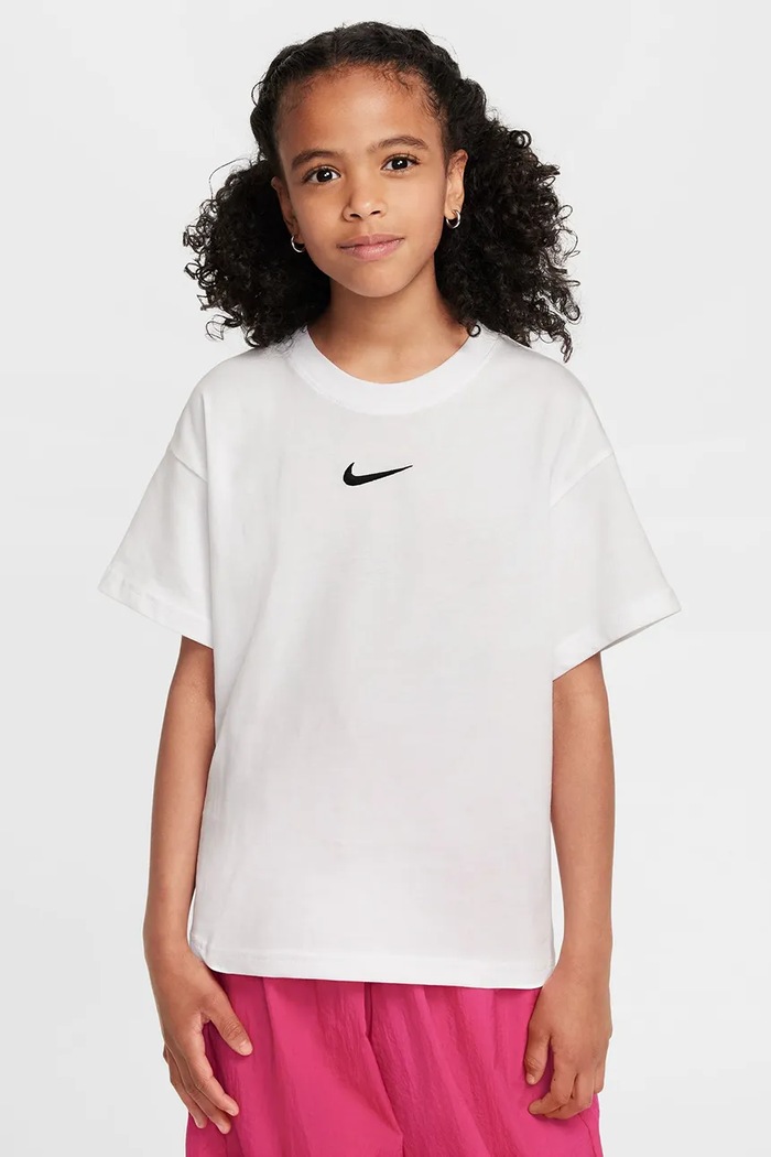 Nike T-shirt dziecięcy bawełniany Nike Sportswear Essential biały FZ5539