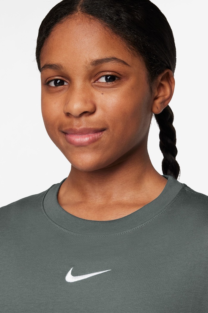 Chłopiec Nike T-shirt dziecięcy bawełniany Nike Sportswear Essential FZ5539 zielony