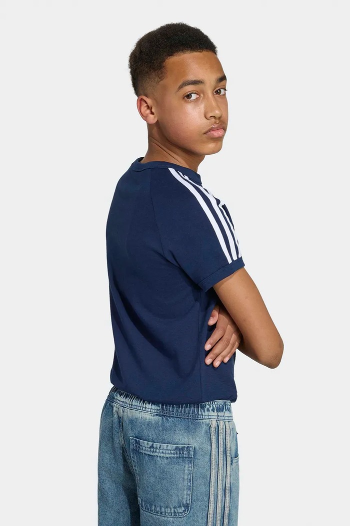 adidas Originals tričko detské bavlnené HZ6670 tmavomodrá