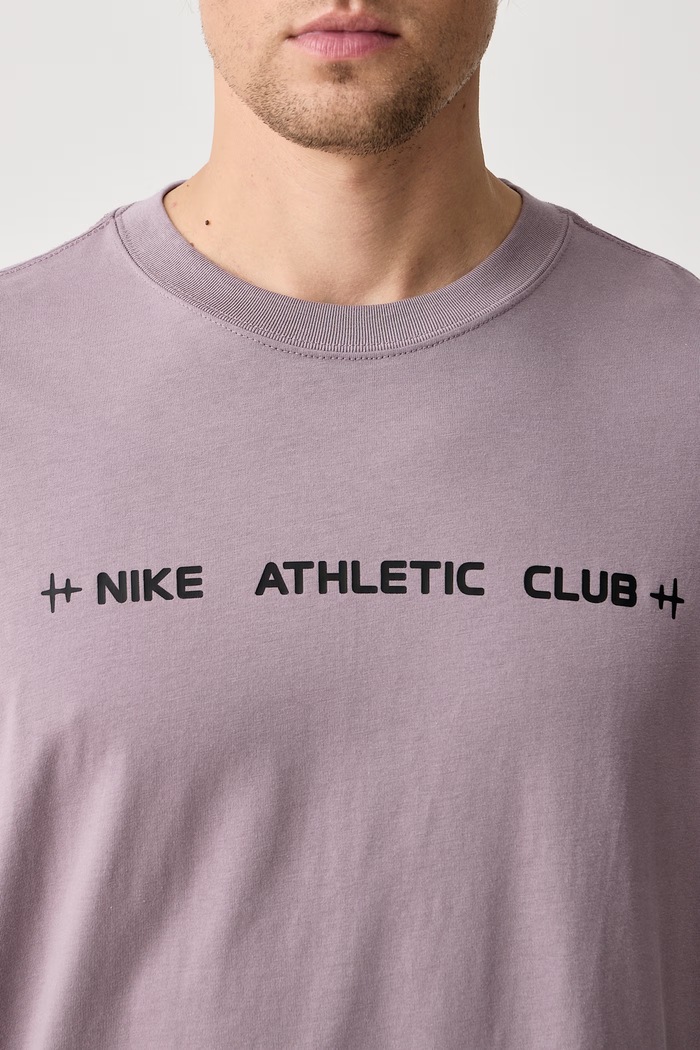 T-shirt męski bawełniany N.A.C. Nike IM6139.524 fioletowy
