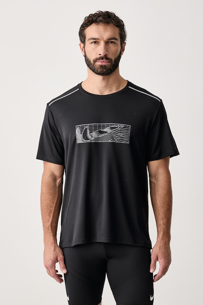 Nike T-shirt do biegania męski Miler UV Dri-FIT czarny IO1223.010