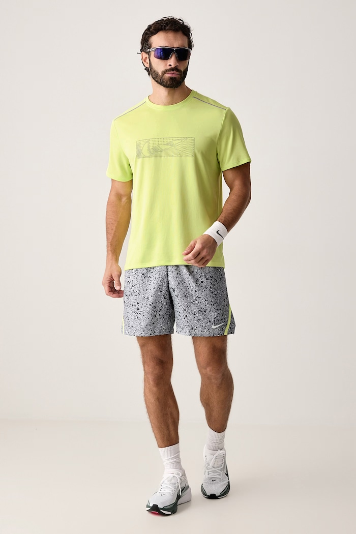 Nike Kratka majica za tek moška Miler UV Dri-FIT IO1223.736 zelena AW26
