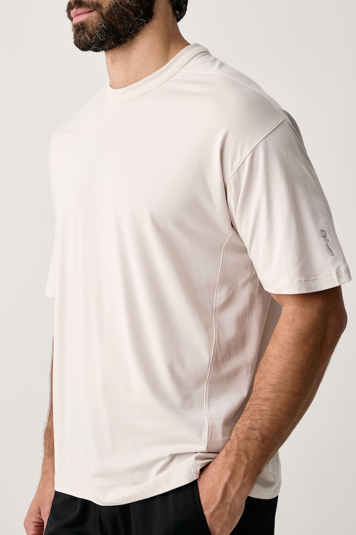 T-shirt treningowy męski z modalem 24.7 Impossibly Soft Dri-FIT Nike IQ8273.104 beżowy
