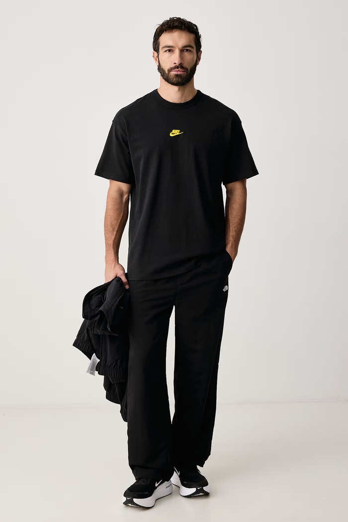 Nike Sportswear Női pamut póló Premium Essentials IH1121.011 fekete AW26