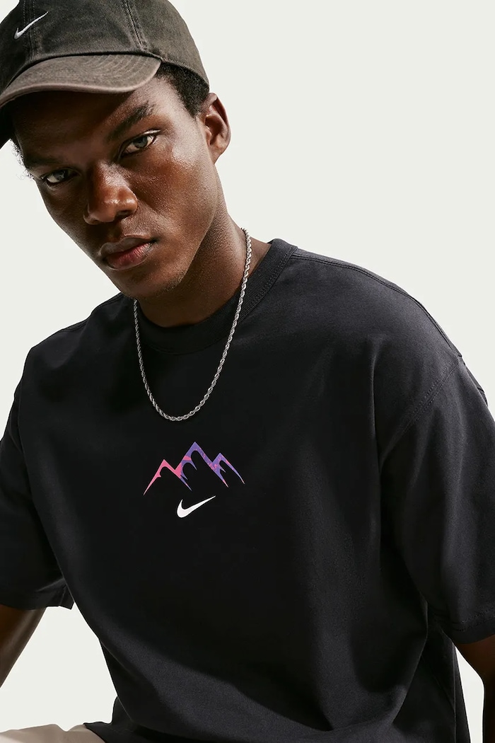 T-shirt męski bawełniany Nike Sportswear czarny IM5670.010