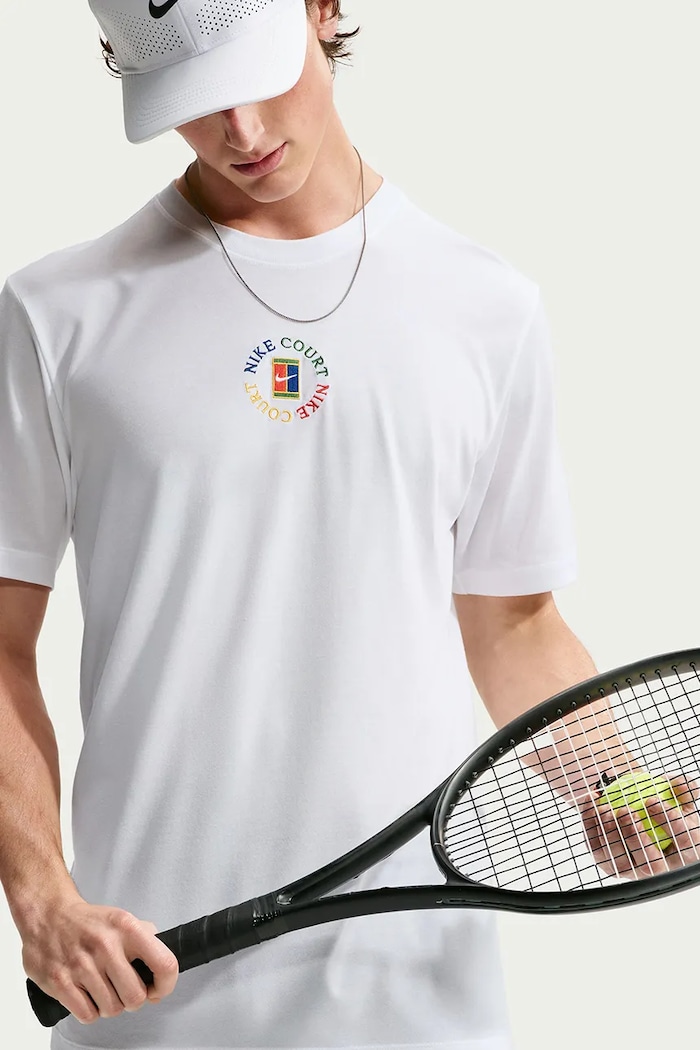 T-shirt treningowy męski z bawełną NikeCourt Dri-FIT Nike Sportswear IM6128.100 biały