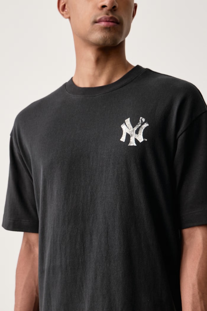 T-shirt męski bawełniany MLB New York Yankees 47 brand 15126244 czarny