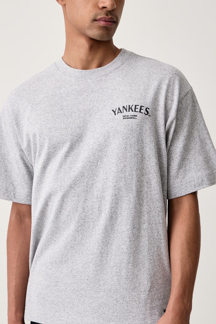 T-shirt męski z bawełną MLB New York Yankees 47 brand 15126262 szary