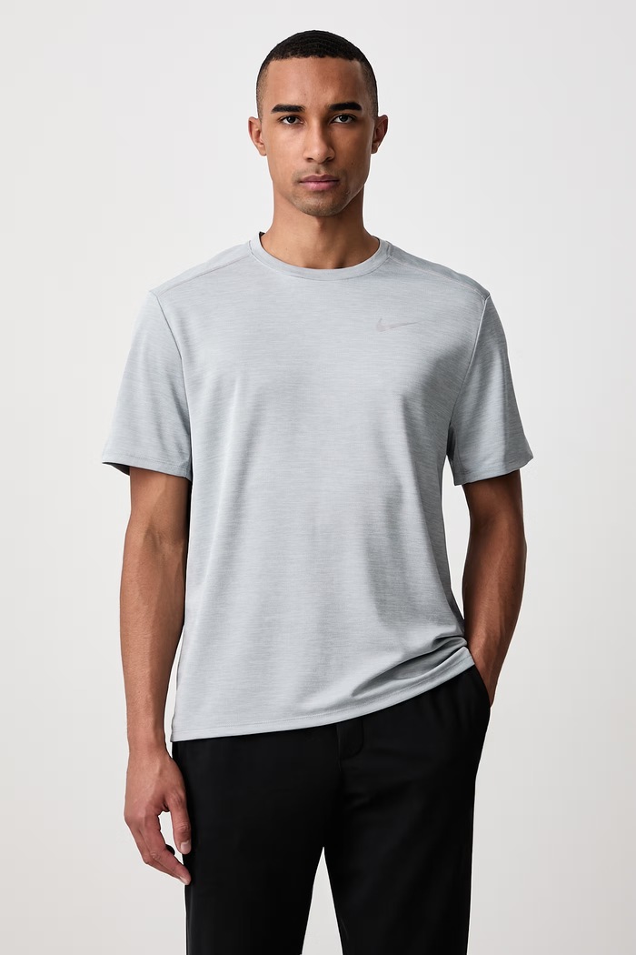 Nike Tricou sport pentru bărbați Miler Dri-FIT gri IF2082.097