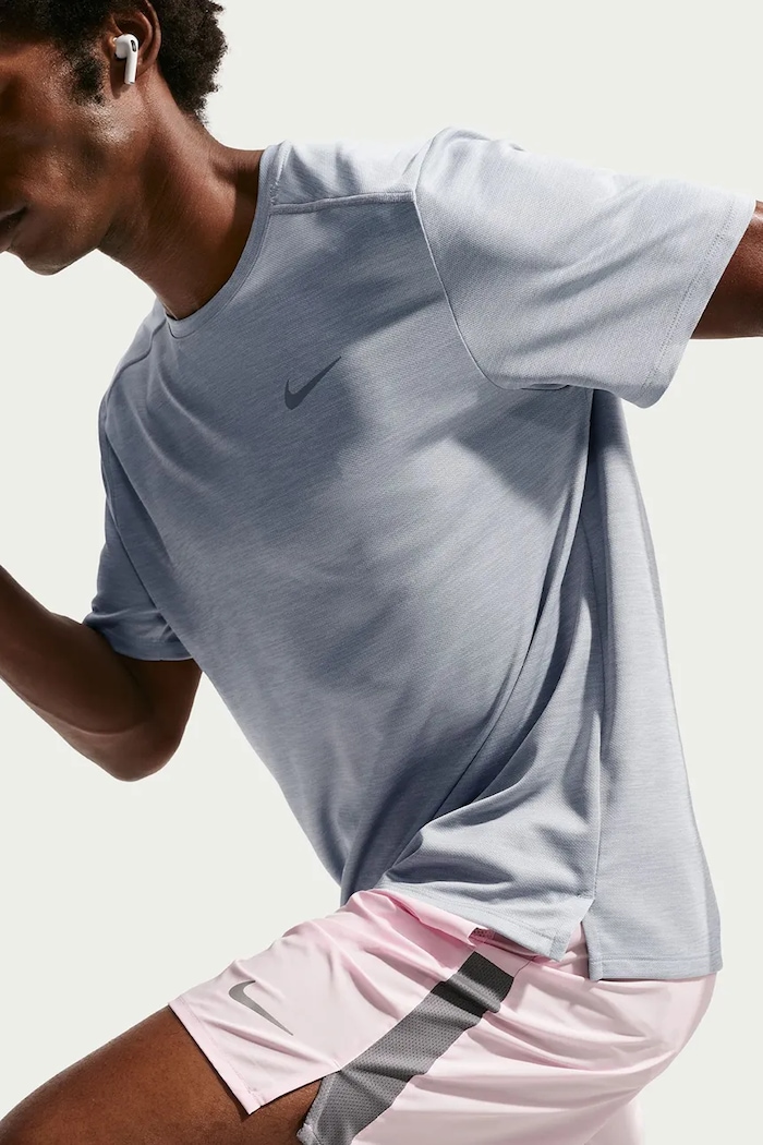 Sportska majica kratkih rukava za muškarce Miler Dri-FIT Nike siva IF2082.097