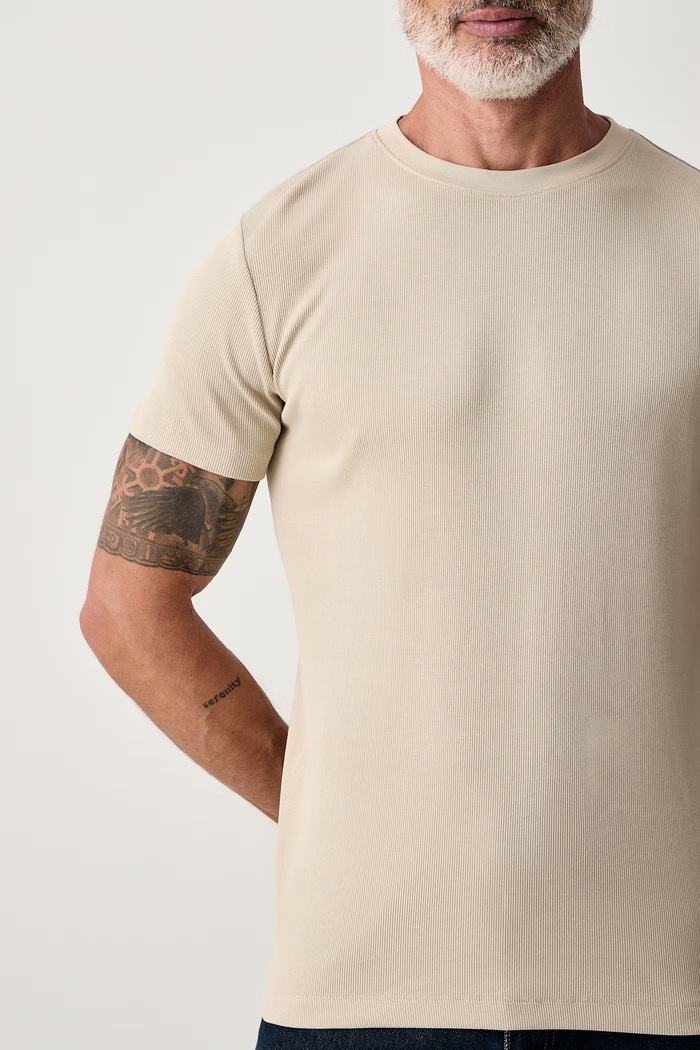 T-shirt basic męski bawełniany z elastanem Lindbergh 30.400142A beżowy