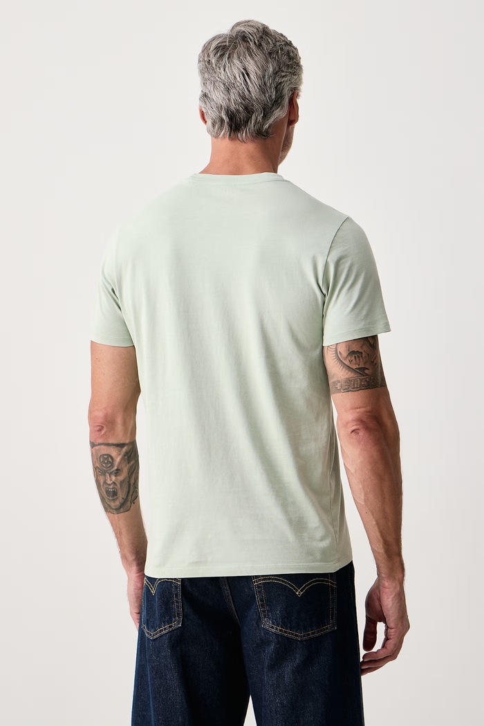 Odzież Guess T-shirt damski bawełniany M6BI69.K6639 turkusowy