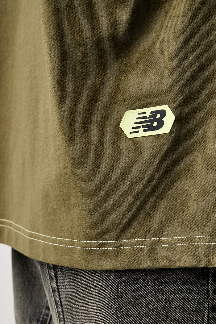 New Balance T-shirt oversize bawełniany męski MT62T1JVAAO