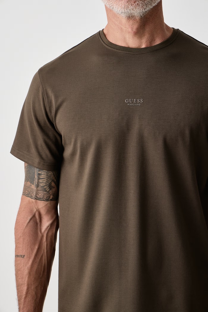 Odzież Guess T-shirt męski z wiskozą M6BP18.K6209 brązowy