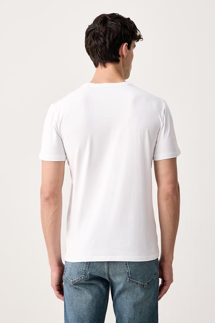 Oblačila Guess Kratka majica moška bombažna z elastanom M6BI48.K6185 bela