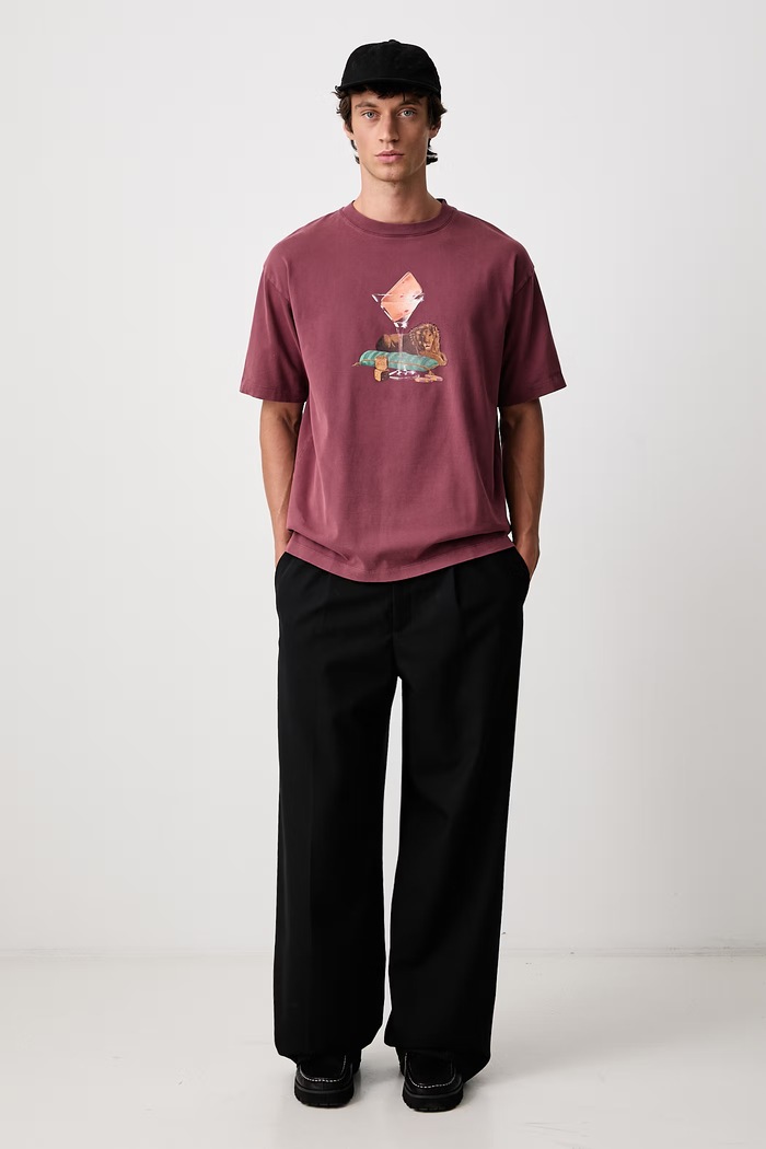 Drôle de Monsieur T-shirt męski bawełniany Glass Lion M.TS354.CO248 bordowy AW26
