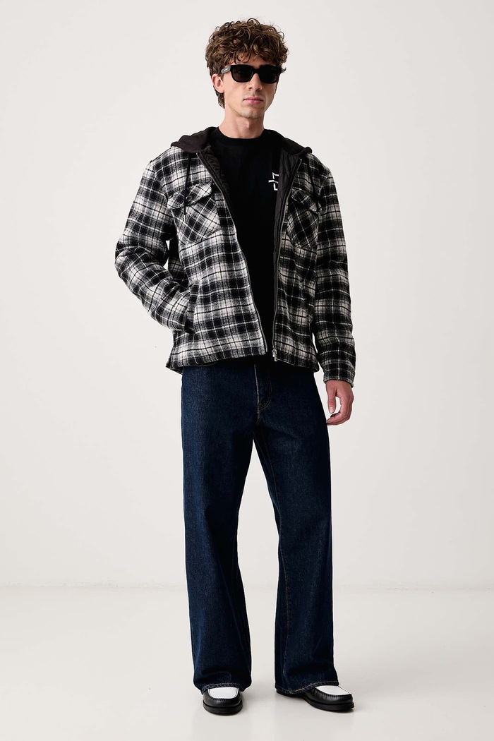 Karl Lagerfeld Jeans Tričko pánské bavlněné B4M17024 černá AW26