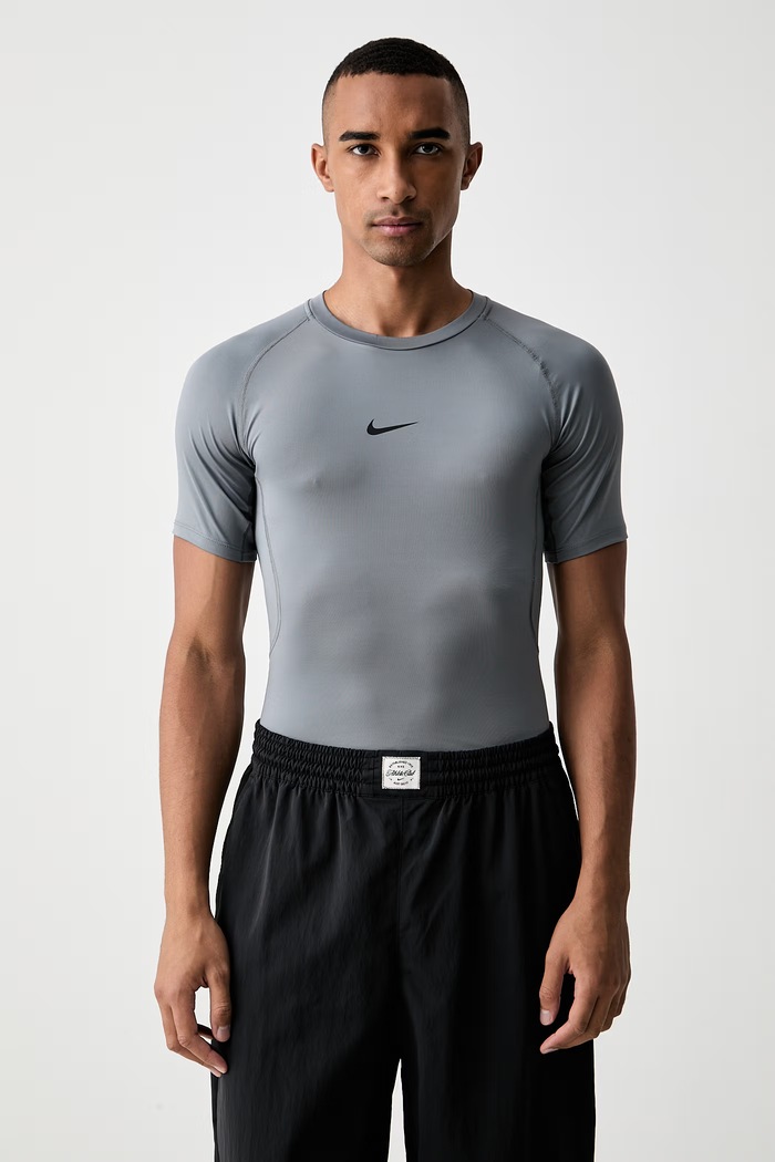Nike T-shirt treningowy męski Pro szary FB7932.084