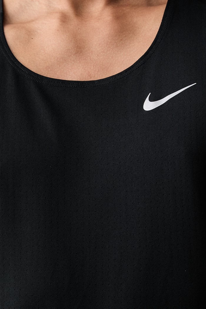 Nike top sportowy męski Fast FN4229.010 czarny