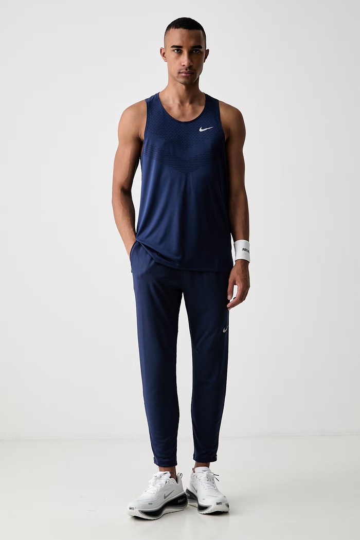 Nike top sportowy Stride HV5210.410 granatowy AW26