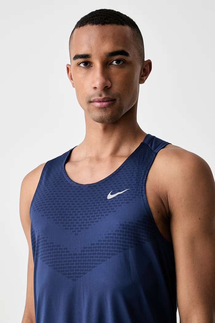 Nike top sportowy Stride granatowy HV5210.410