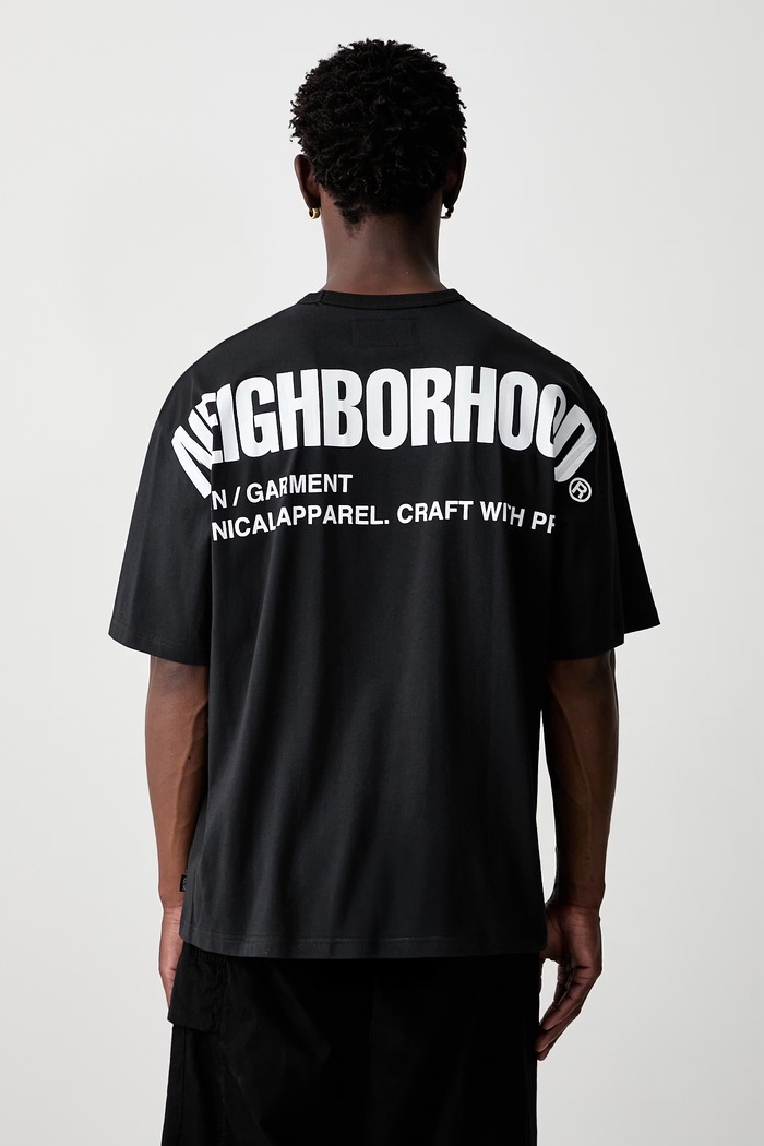 Neighborhood T-shirt męski z bawełną czarny 261BWNH.CSM02