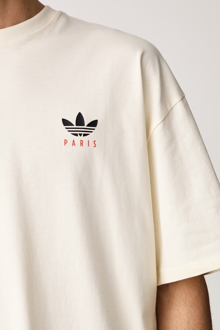 T-shirt męski bawełniany Paris adidas Originals beżowy LL1060