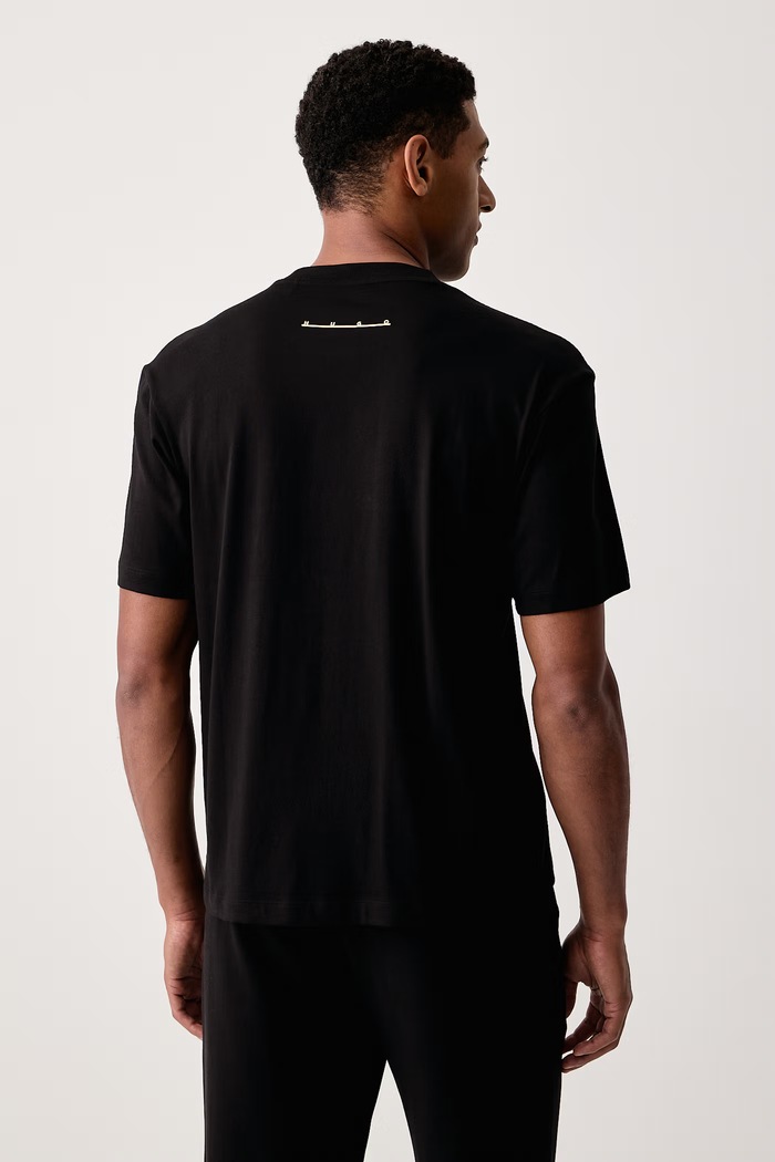 Ρούχα HUGO T-shirt ανδρικό βαμβακερό Datrik 50568123 μαύρο