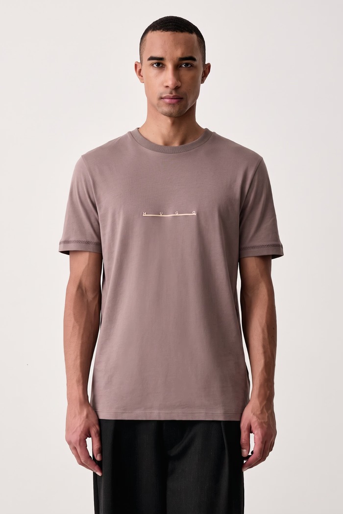 HUGO T-shirt bawełniany Datri brązowy 50568118