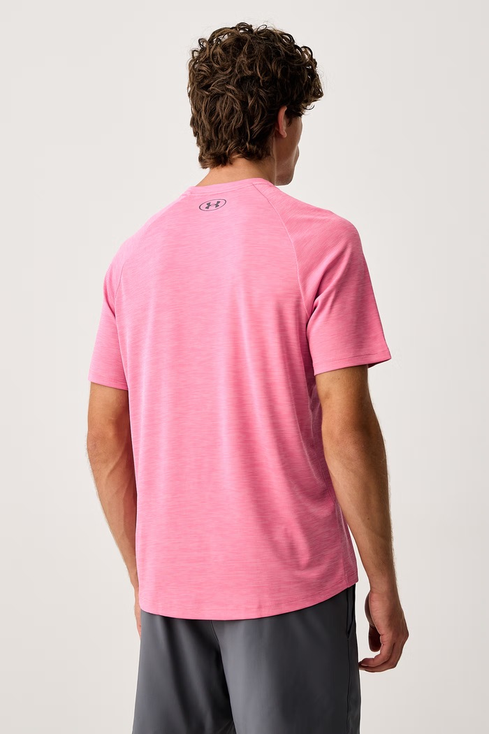 Odzież Under Armour T-shirt sportowy męski Tech Textured 1382796.637 różowy
