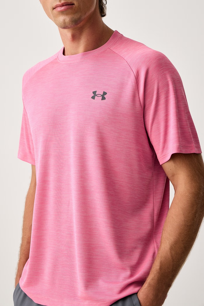 T-shirt sportowy męski Tech Textured Under Armour 1382796.637 różowy