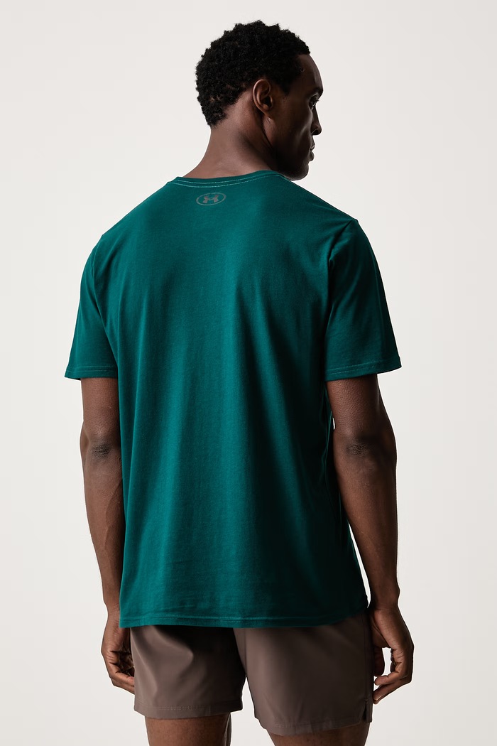 Odzież Under Armour T-shirt męski z bawełną SPORTSTYLE LEFT CHEST 1326799.919 zielony