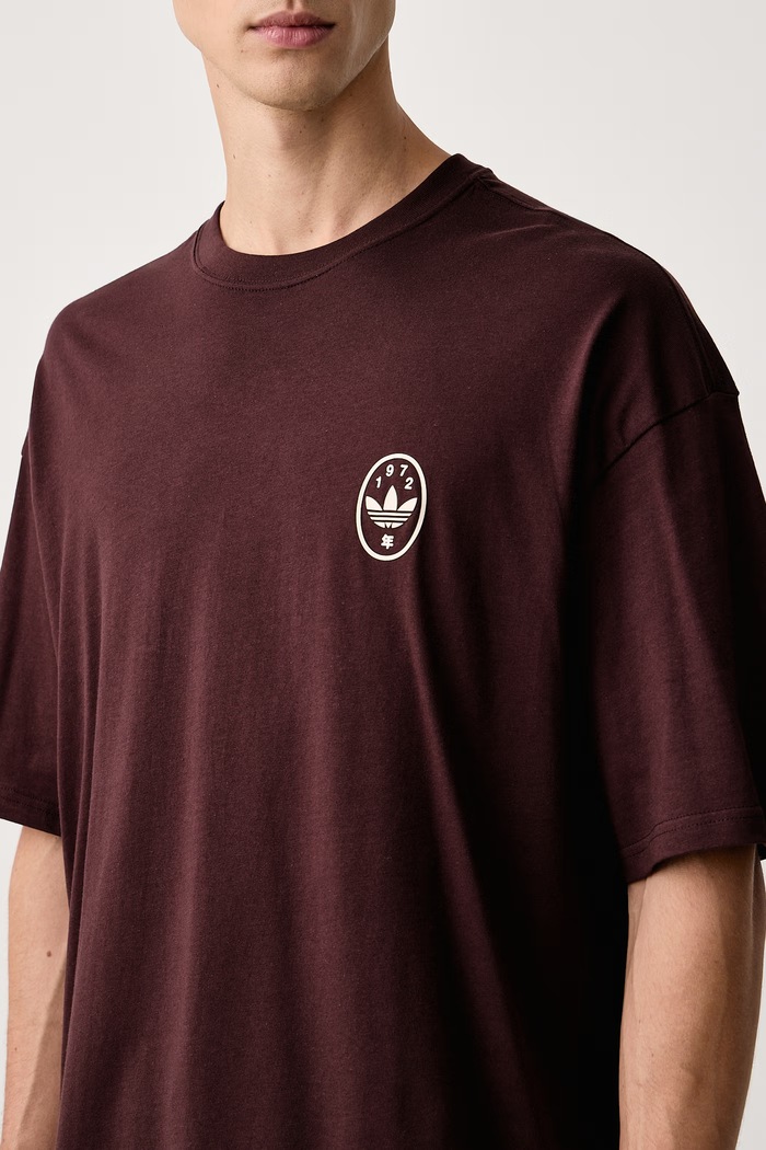 T-shirt męski bawełniany Koi GFX adidas Originals LI2478 brązowy