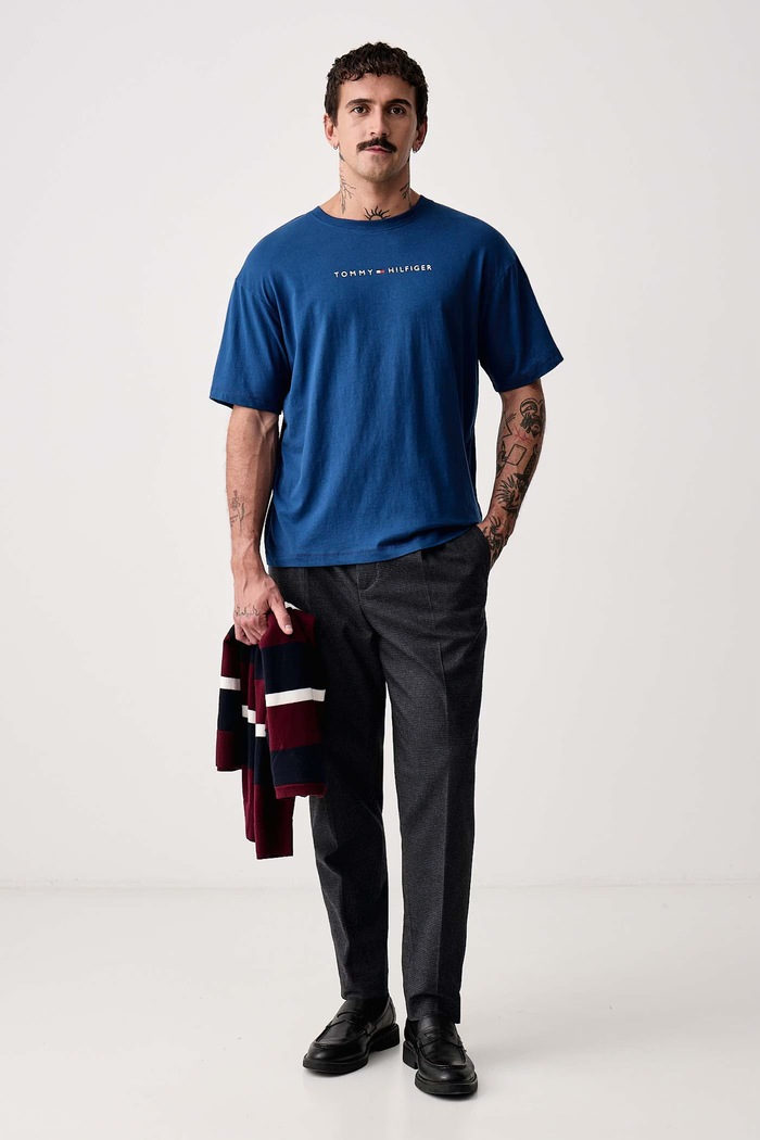 Tommy Hilfiger T-shirt męski bawełniany UM0UM03685 niebieski AW26