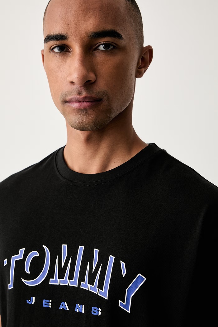 Tommy Jeans t-shirt ανδρικό βαμβακερό μαύρο DM0DM23602