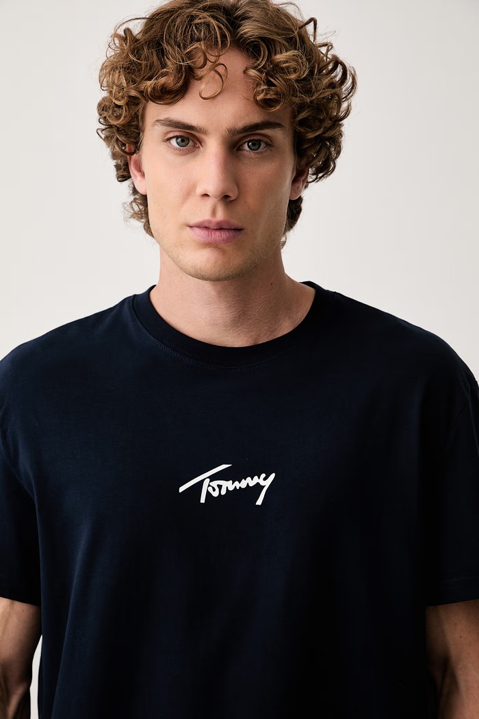 Tommy Jeans tričko pánské bavlněné námořnická modř DM0DM23598