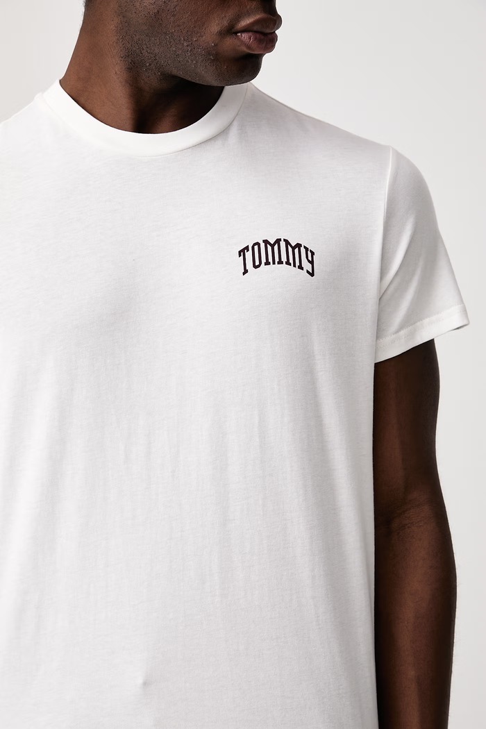 T-shirt męski bawełniany Tommy Jeans DM0DM23558 beżowy