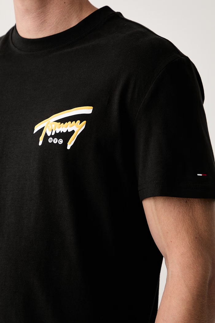 Tommy Jeans majica muška pamučna DM0DM23542 crna