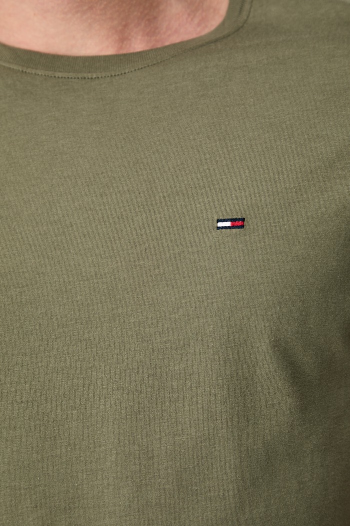 Tommy Jeans tričko pánské bavlněné DM0DM04411. zelená