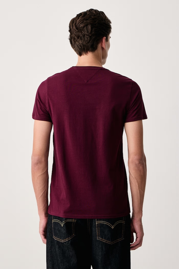 Tommy Jeans T-shirt męski bawełniany DM0DM04411. bordowy AW26
