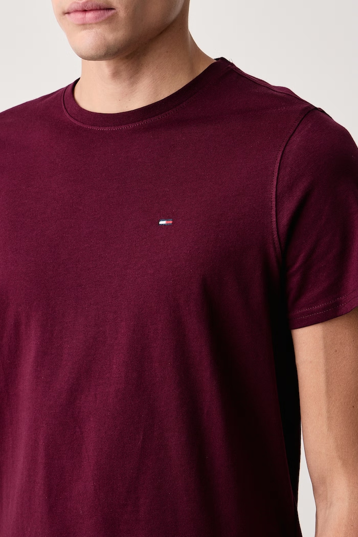 Odzież Tommy Jeans T-shirt męski bawełniany DM0DM04411. bordowy