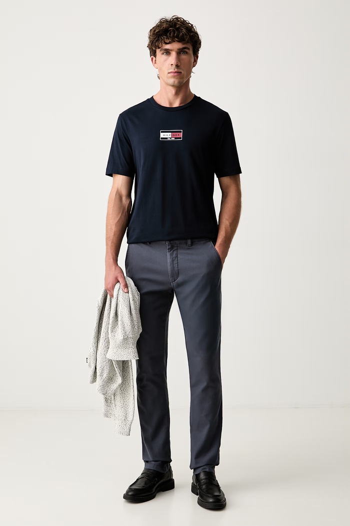 Tommy Hilfiger T-shirt męski bawełniany MW0MW44882 granatowy AW26